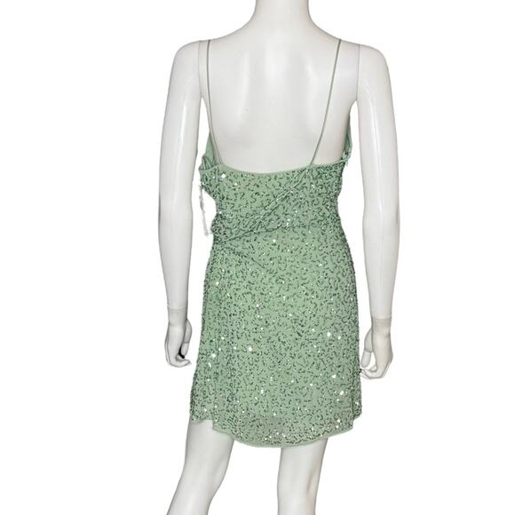 Alice + Olivia Celestine Embellished Wrap Mini Dress Light Sage Women’s Sz 8 - Picture 5 of 8